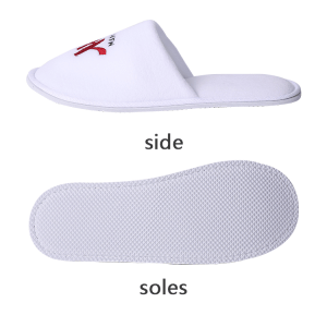Wholesale Closed toe Coral Fleece Customized Logo Luxury Hotel Bedroom Guest Slipper Disposable Hotel Slippers