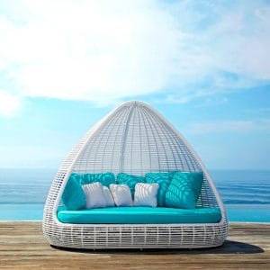 Outdoor Beach Resort DayBed with Cushions Patio Wicker Sofa