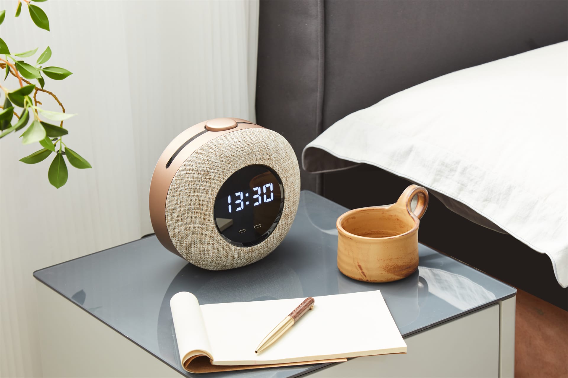 Bluetooth-Speaker-with-Alarm-Clock