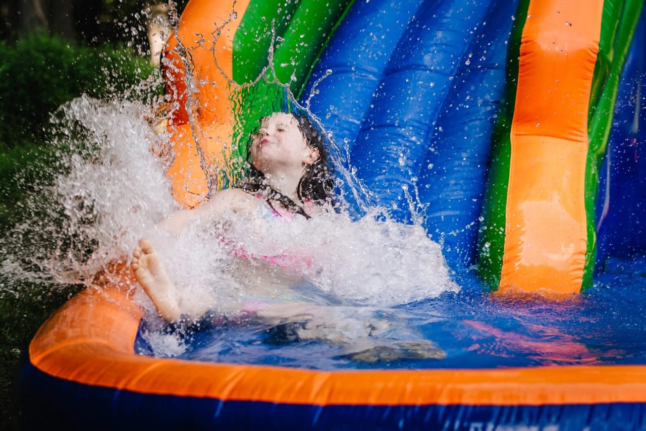 Inflatable water slide