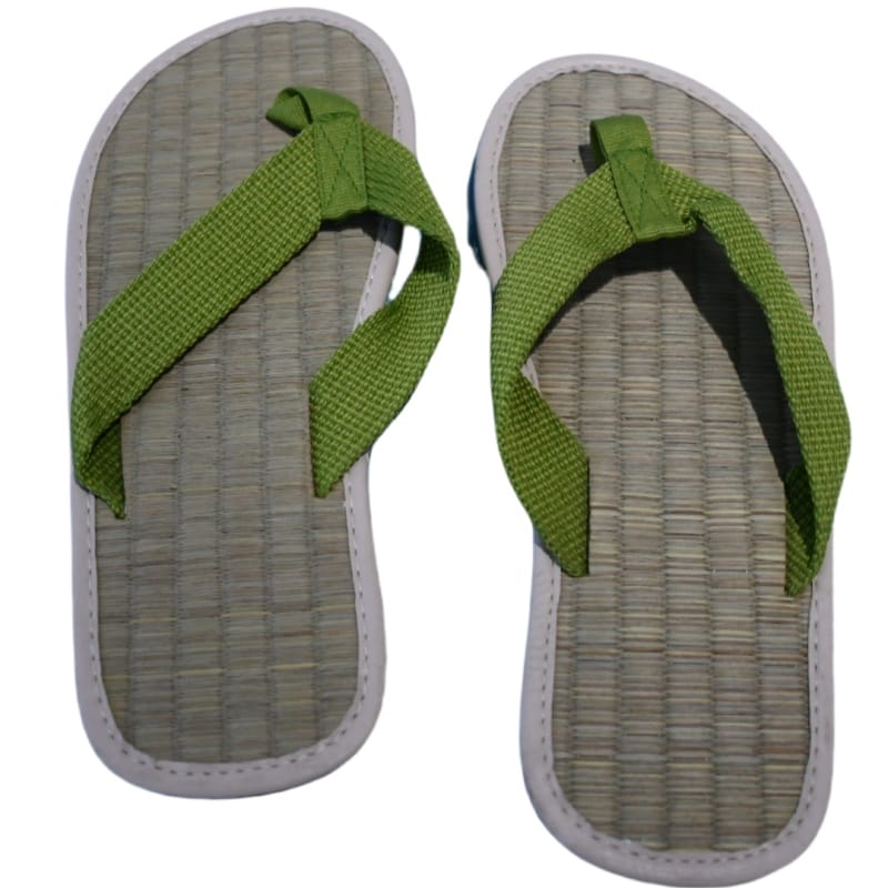 Eco-Friendly Outdoor Hotel Flip Flops - Customizable Non-Slip Straw & EVA Slippers