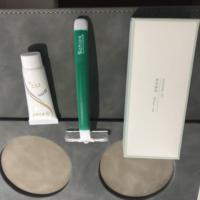 Hotel Shaving Kit For Vienna International Hotel