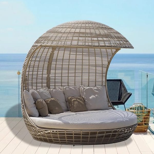 Outdoor Sofa Bed with Seat Cushion