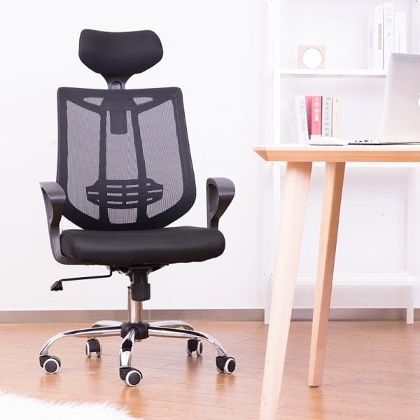 Deli-4905 ergonomic office chair in luxury hotel lobby with adjustable headrest