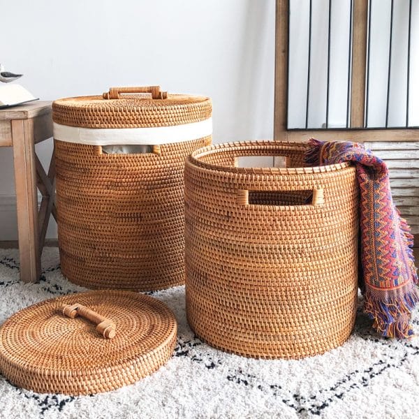 Compact rattan laundry holder with airline logo customization