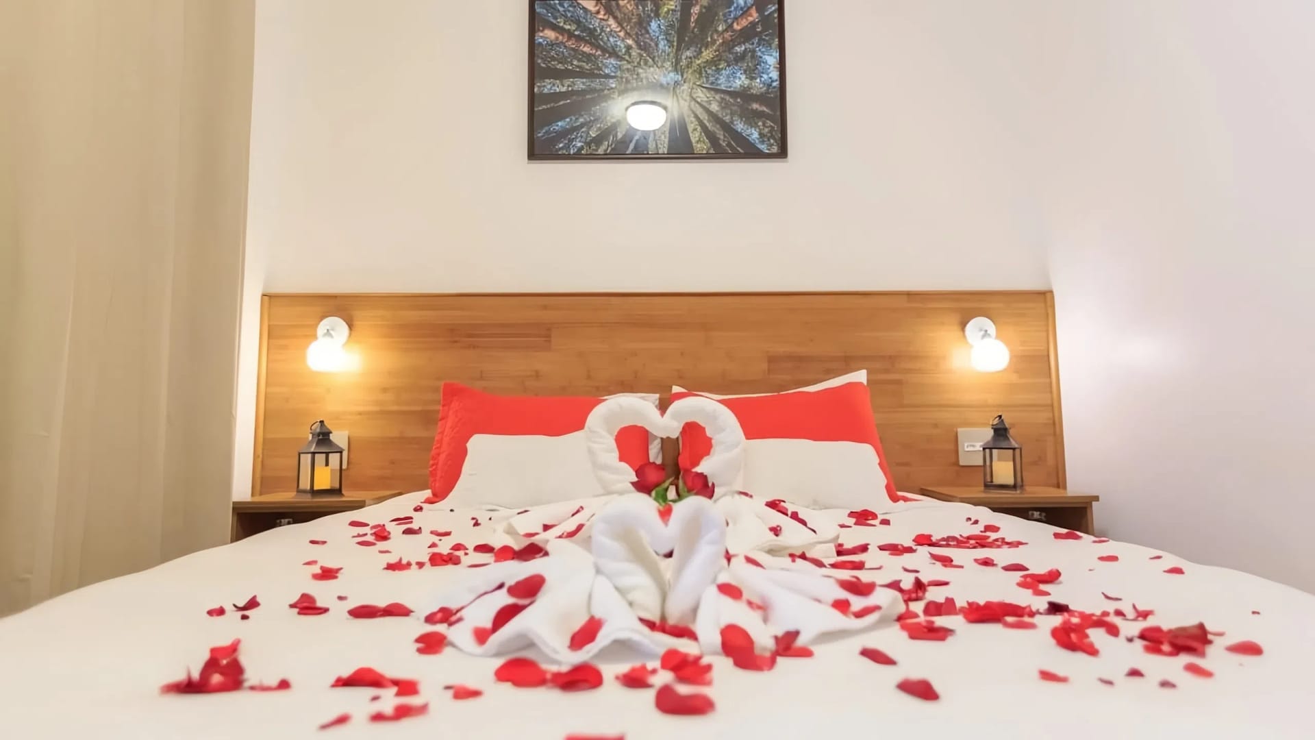 Luxury Valentine’s Day hotel amenities by DERBAL for island resorts – silk rose petal turndown, coral-inspired bath sets, and AI-curated romance kits.