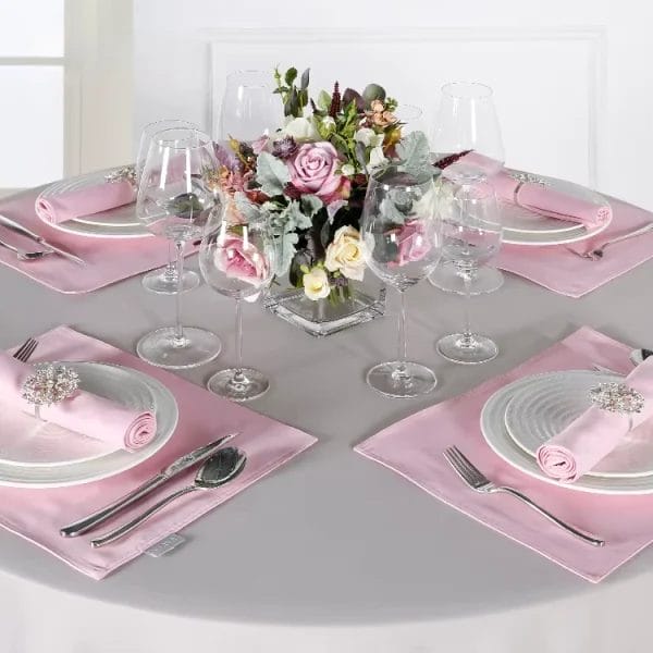 Wholesale Hotel Table Set Linen bundle (spandex tablecloths + chair covers + napkins) for luxury Maldives wedding.
