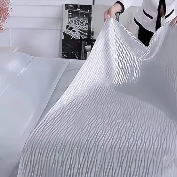 Pantone-matched embroidered Luxury Hotel Bedding Sets with airline logo for Qatar Airways Qsuite First Class.