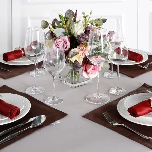 Bespoke Hotel Table Set Linen tailored for irregular hexagon tables at Royal Savoy Sharm El Sheikh.