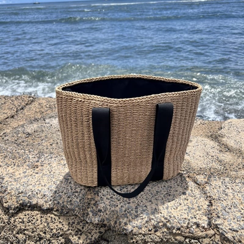 Gold-embroidered straw tote bag for Dubai luxury hotels, beach party accessory