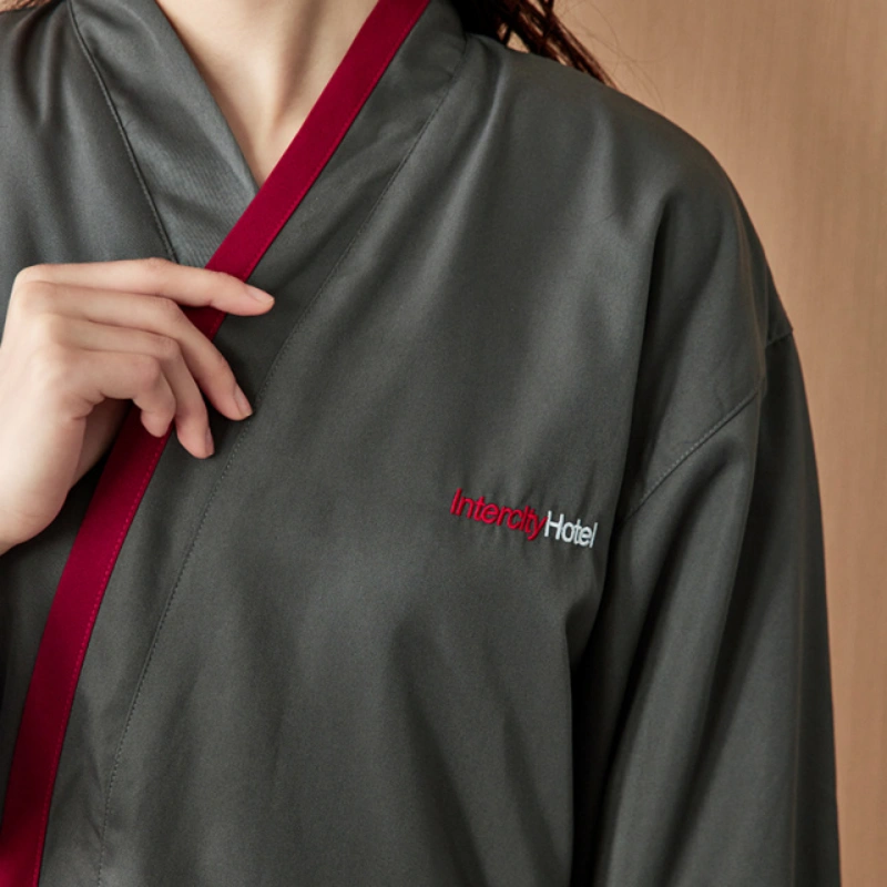 Premium 680 GSM heavy-weight Luxury Double Layer Hotel Bathrobe with cotton-polyester blend for durability.