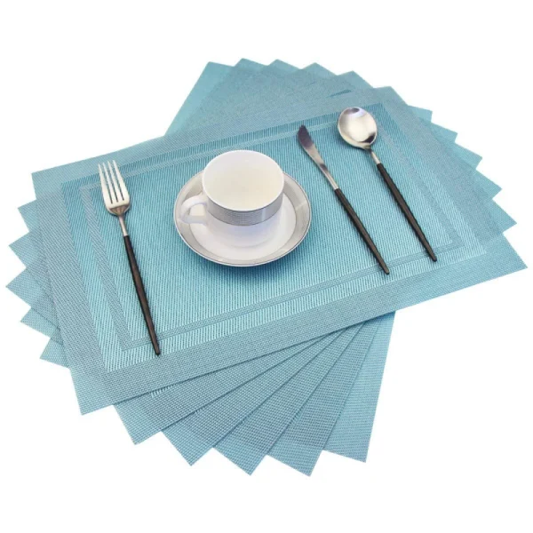Hotel Table Mats protecting a table from a hot dish, showcasing heat resistance up to 80℃.