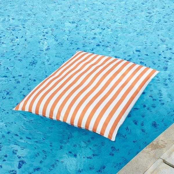 10-second drainage mesh system in Floating Pool Bean Bag at Waldorf Astoria Ras Al Khaimah