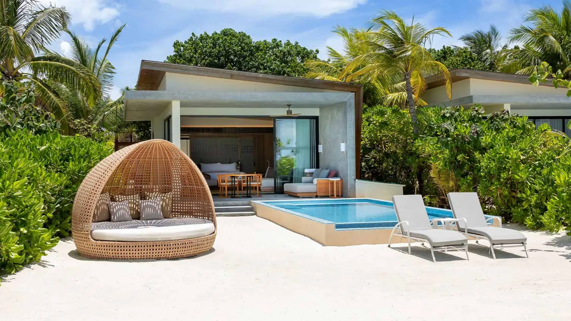 sunrise-beach-villas-with-private-pool