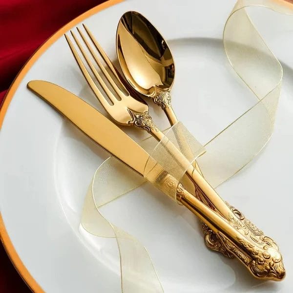 A side view of the Retro Royal Silverware Set Stainless Steel Cutlery showing the high-quality stainless steel material and polished finish.