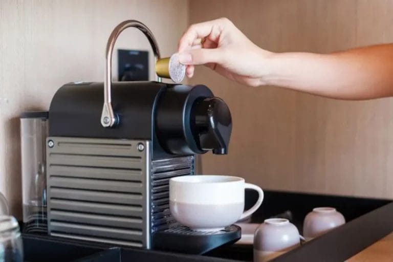 Hotel-Room-Appliance Coffee Machines Fridge