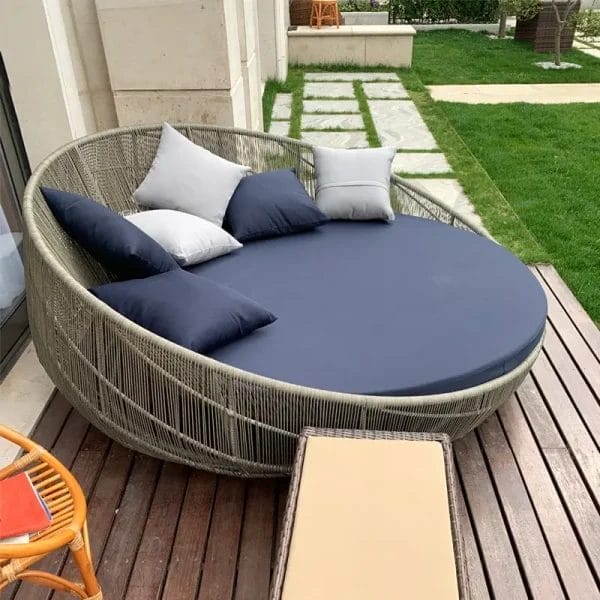 The stable base of the Island Hotel Outdoor Sofa, noting the non-foldable, non-rotatable frame design.