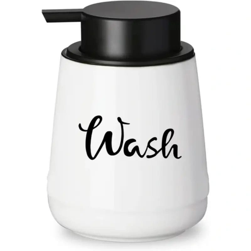 A guest easily pressing the pump of the Dispenser Bottles with one hand, demonstrating smooth operation.