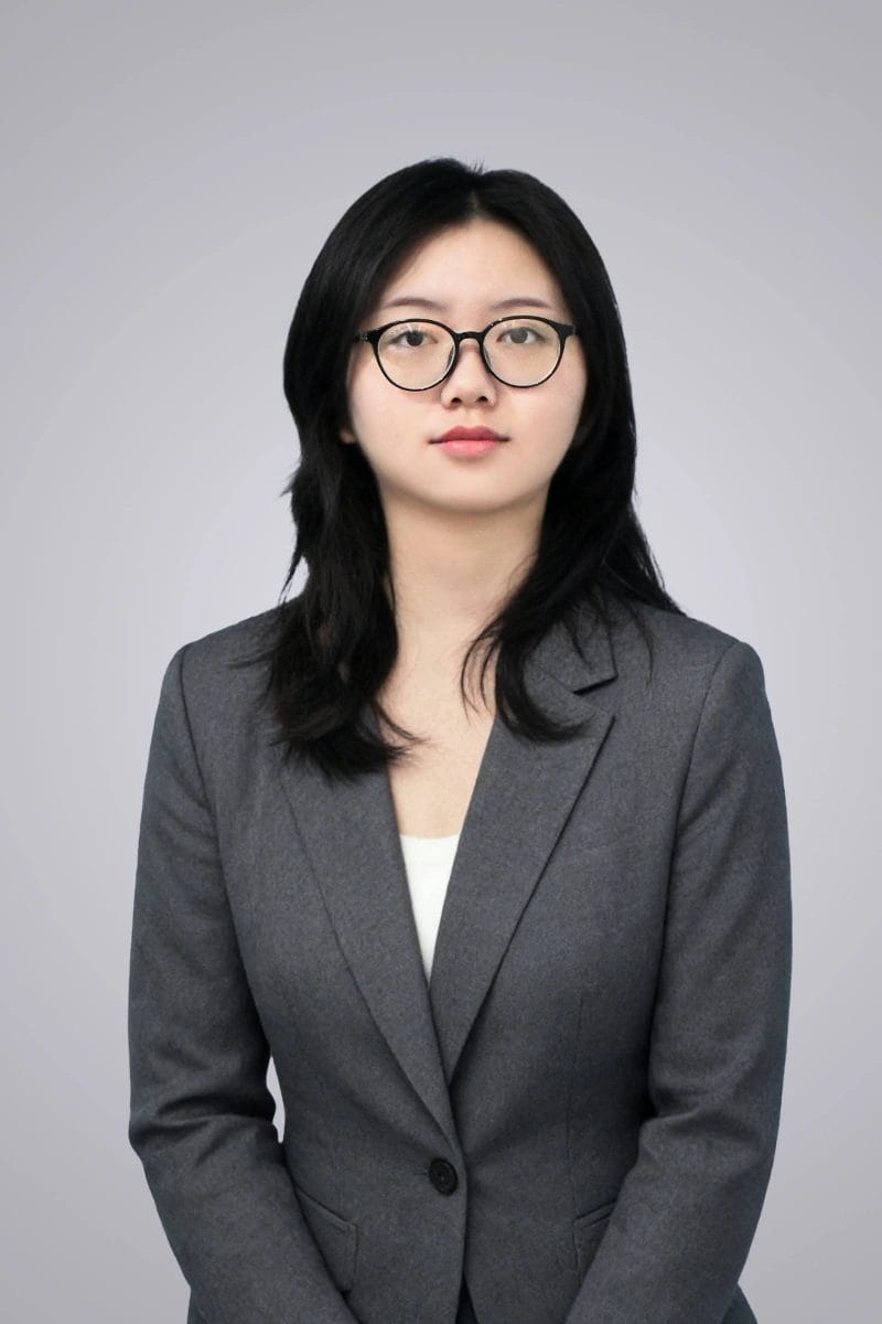 Dona-DERBAL Sales Assistant & Social Media