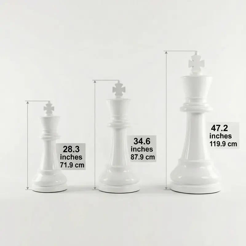 Size comparison chart for giant fiberglass chess sets showing 71.9cm (28"), 87.9cm (35"), and 119.9cm (47") King height options.