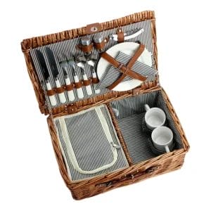 Close-up of metal twist-lock and rivet-fixed belts on a professional wicker picnic basket.